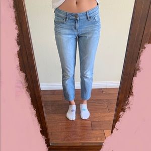 GUESS Crop-Mid denim jeans